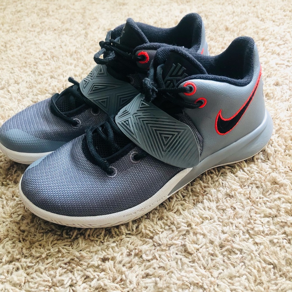 Nike Kyrie tennis shoes